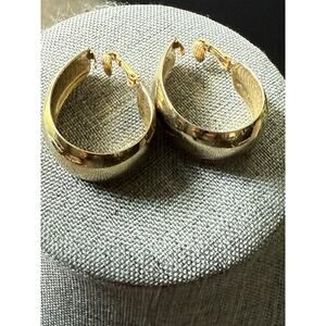 Vintage Half Hoop Earrings Gold Tone Classic Minimalist Career Capsule Workwear